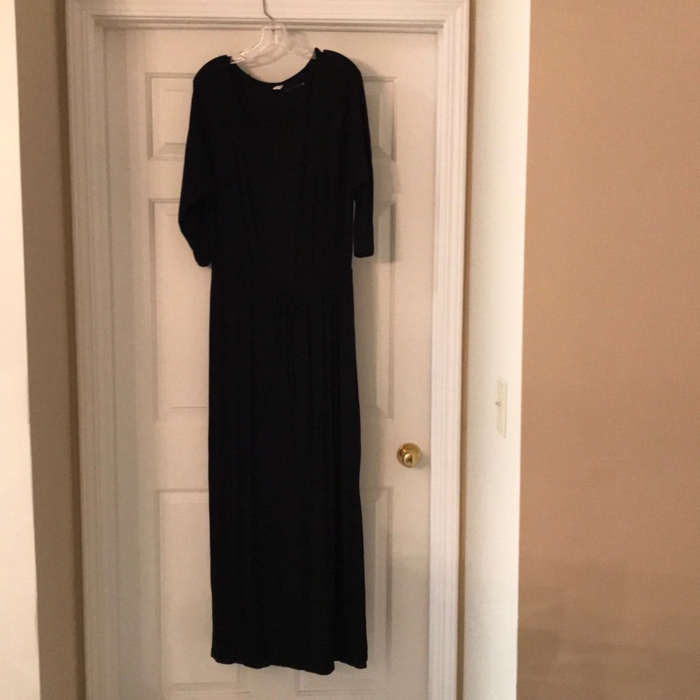 Black maxi dress